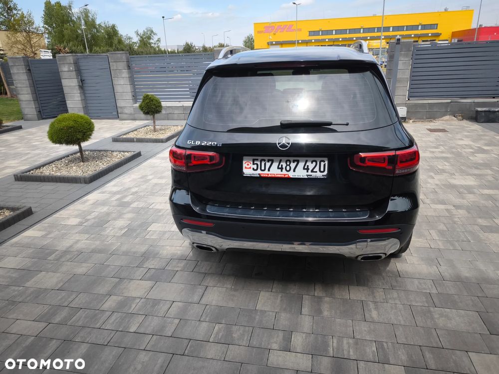Mercedes-Benz GLB - 8