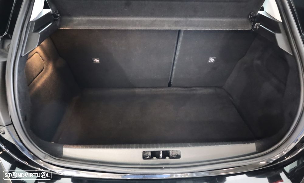 Opel Corsa 1.2 Business - 43