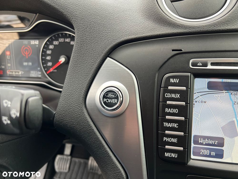 Ford Mondeo 1.6 T Platinium X Plus (Titanium) - 37