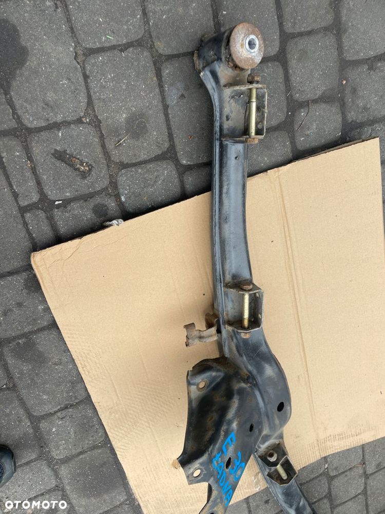 belka zawieszenia tył bmw e36 compact e30 ładna oryginał bmw - 3