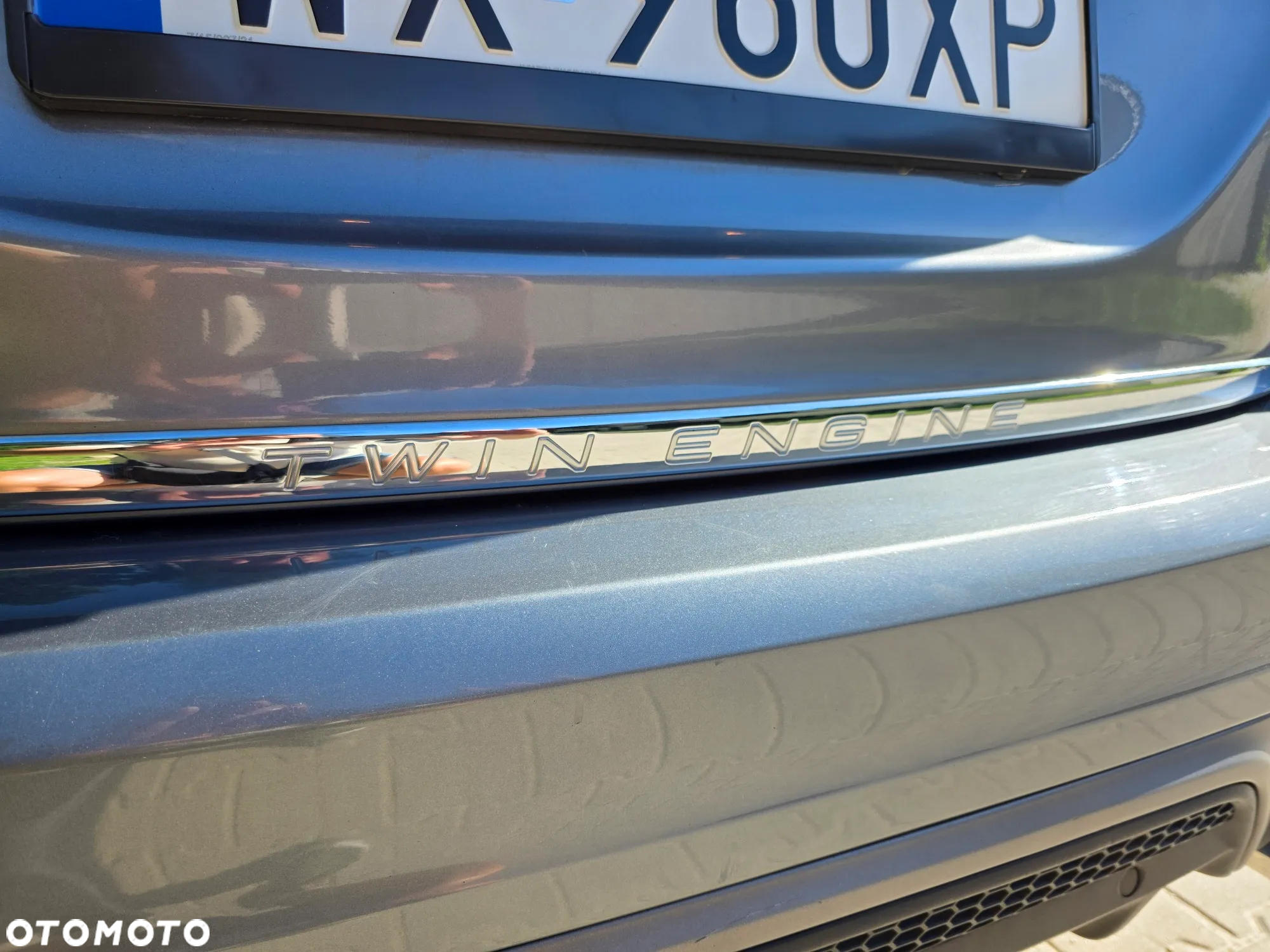 Volvo V60 D6 AWD Plug-in Hybrid Summum - 19