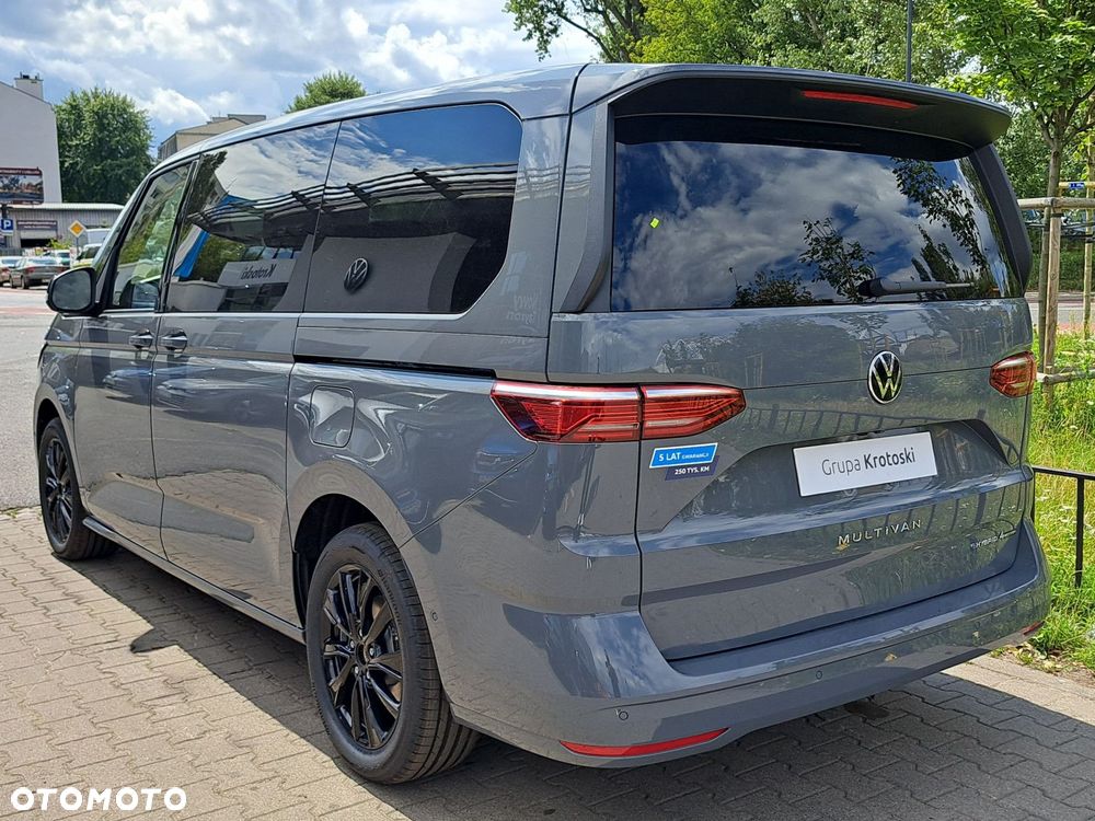 Volkswagen Multivan - 7
