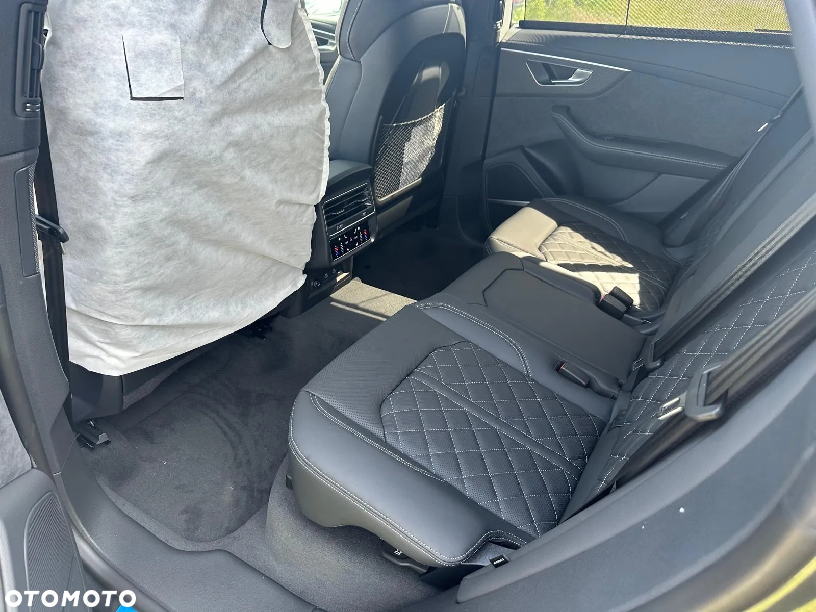 Audi Q8 - 13