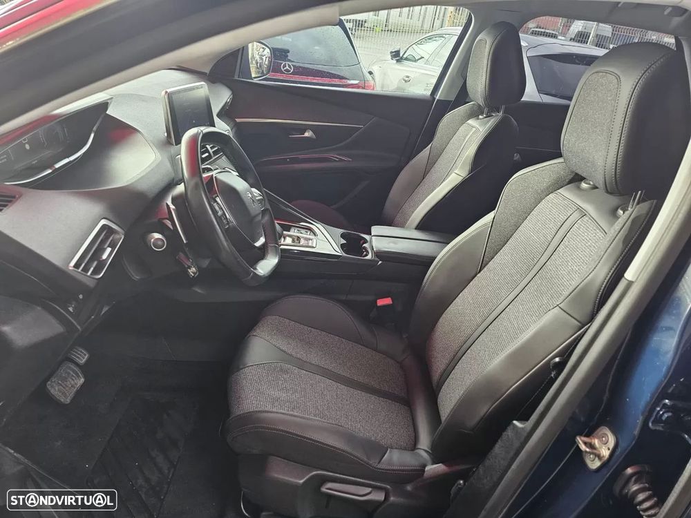 Peugeot 3008 1.6 Hybrid Allure Pack e-EAT8 - 8