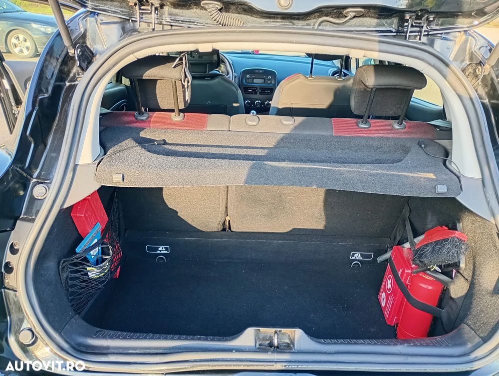 Renault Clio 1.2 16V Expression - 14