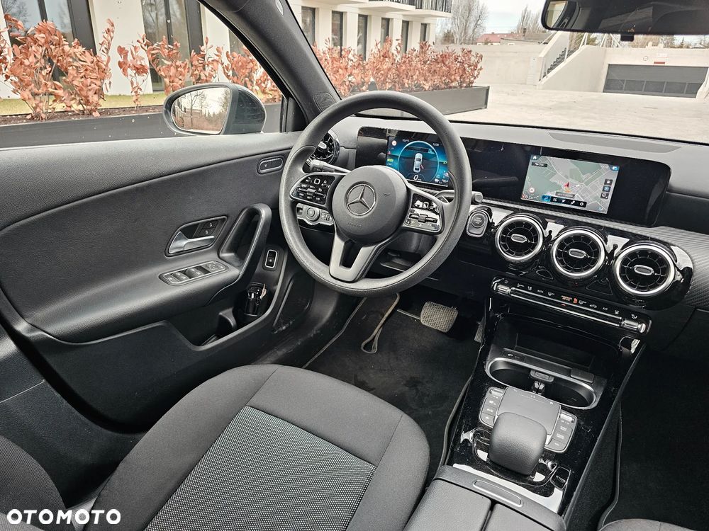 Mercedes-Benz Klasa A 250 e PHEV Progressive 8G-DCT - 16