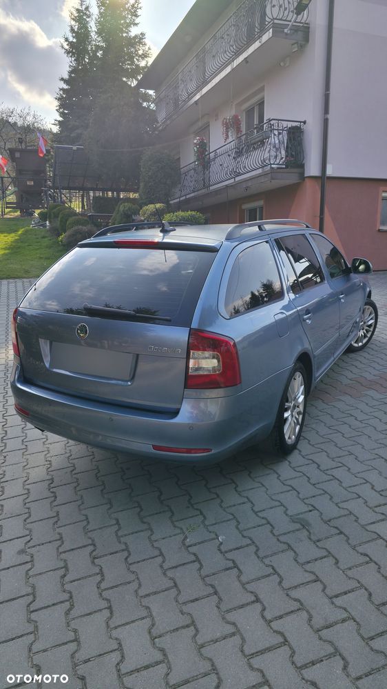 Skoda Octavia 2.0 TDI L&K DSG - 2