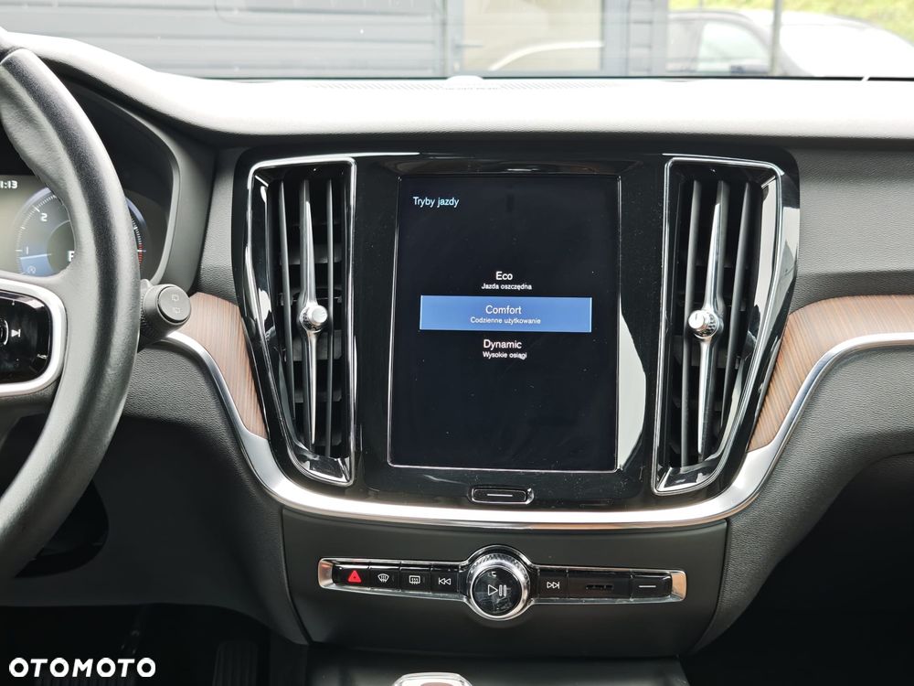 Volvo V60 B4 D Geartronic Inscription - 19