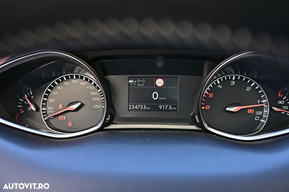 Peugeot 308 1.5 BlueHDi FAP STT Allure - 11