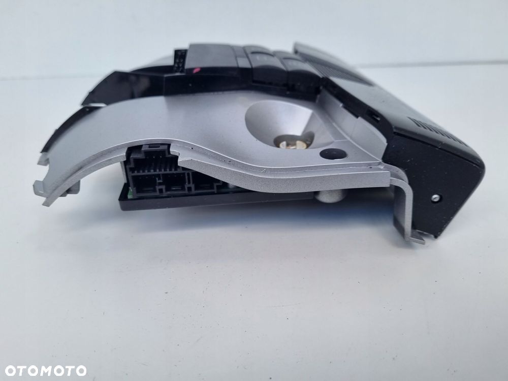 Mercedes SLK R171 LAMPKA OŚWIETLENIA KABINY Wnętrza A1718202401 - 4