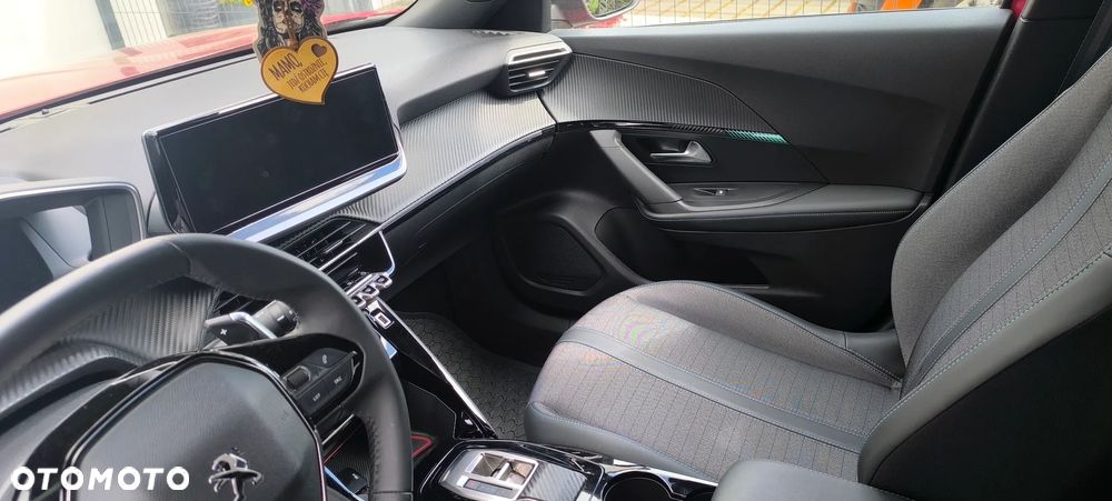 Peugeot 2008 PureTech 130 EAT8 Allure Pack - 13