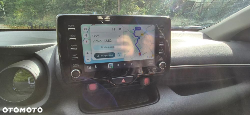 Toyota Yaris Hybrid 1.5 Executive - 27