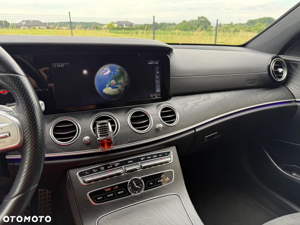 Mercedes-Benz Klasa E 220 d 4-Matic 9G-TRONIC - 9