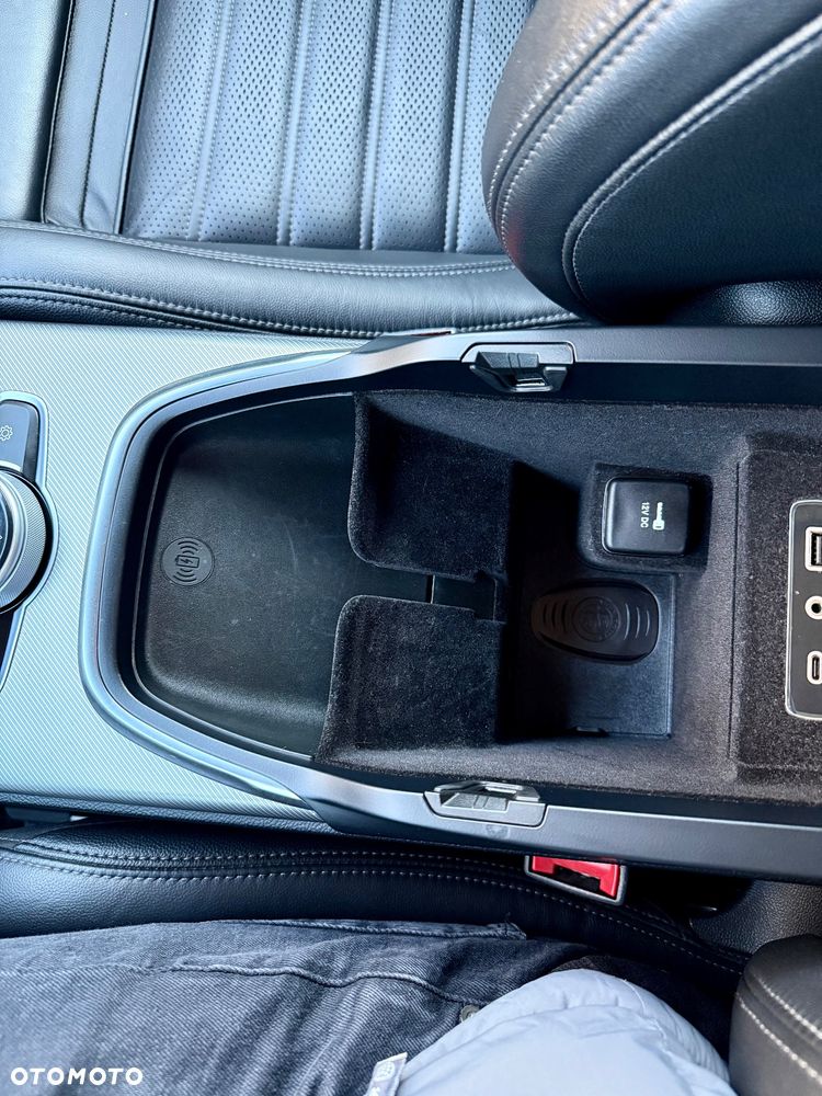 Alfa Romeo Stelvio - 36