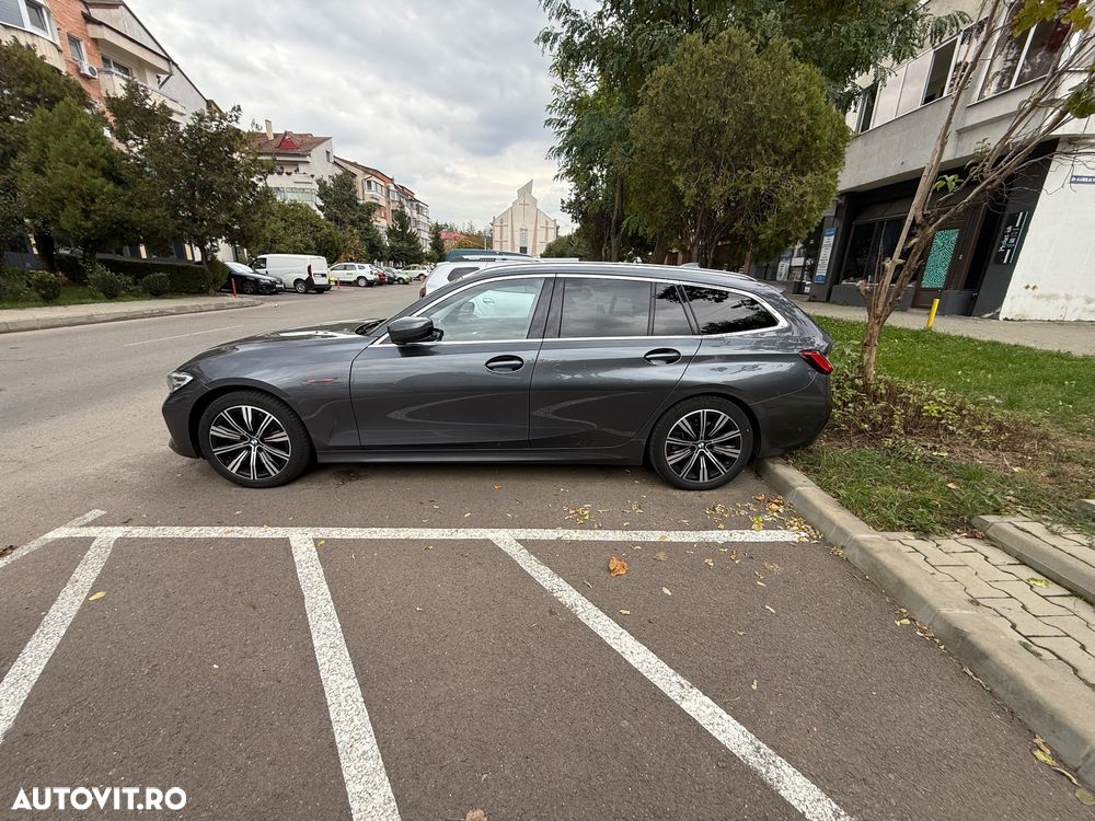 BMW Seria 3 320i AT - 6