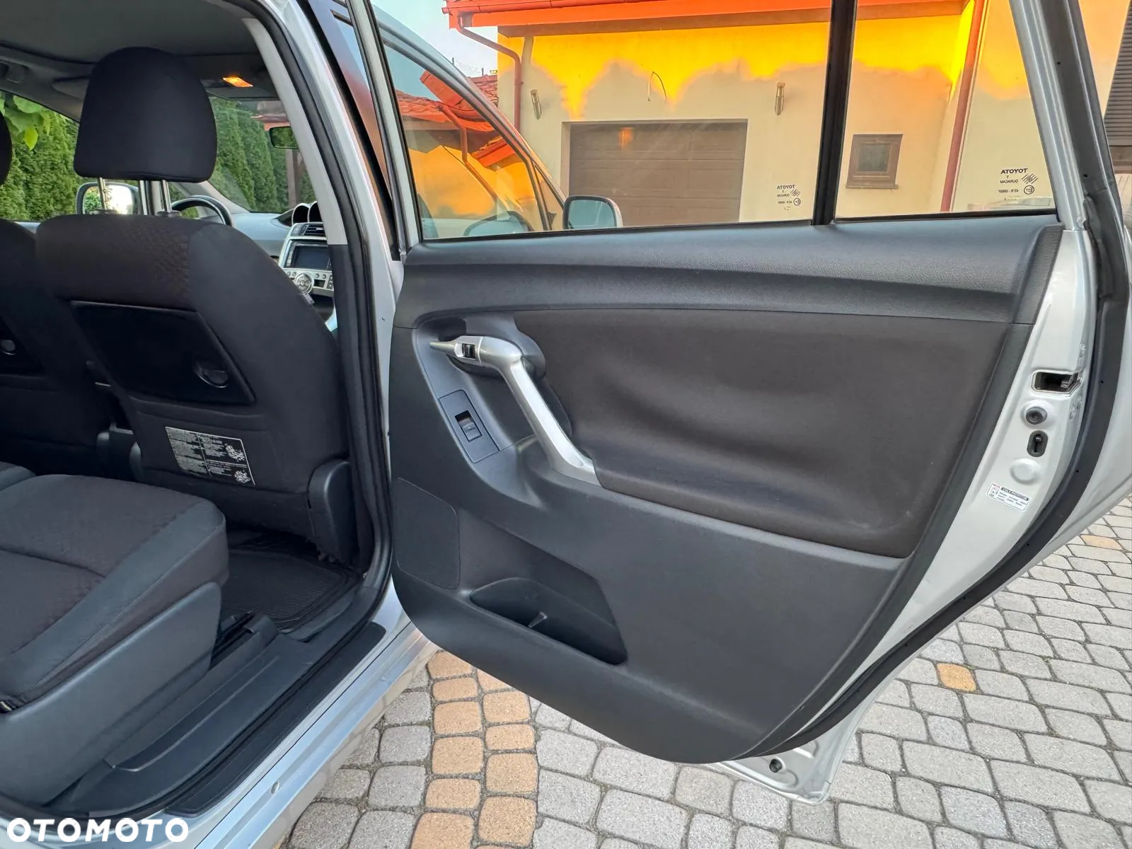 Toyota Verso 2.0 D-4D Premium - 16