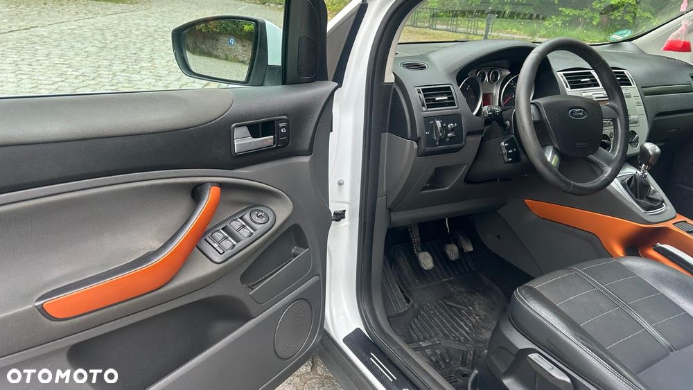 Ford Kuga 2.0 TDCi Trend - 14