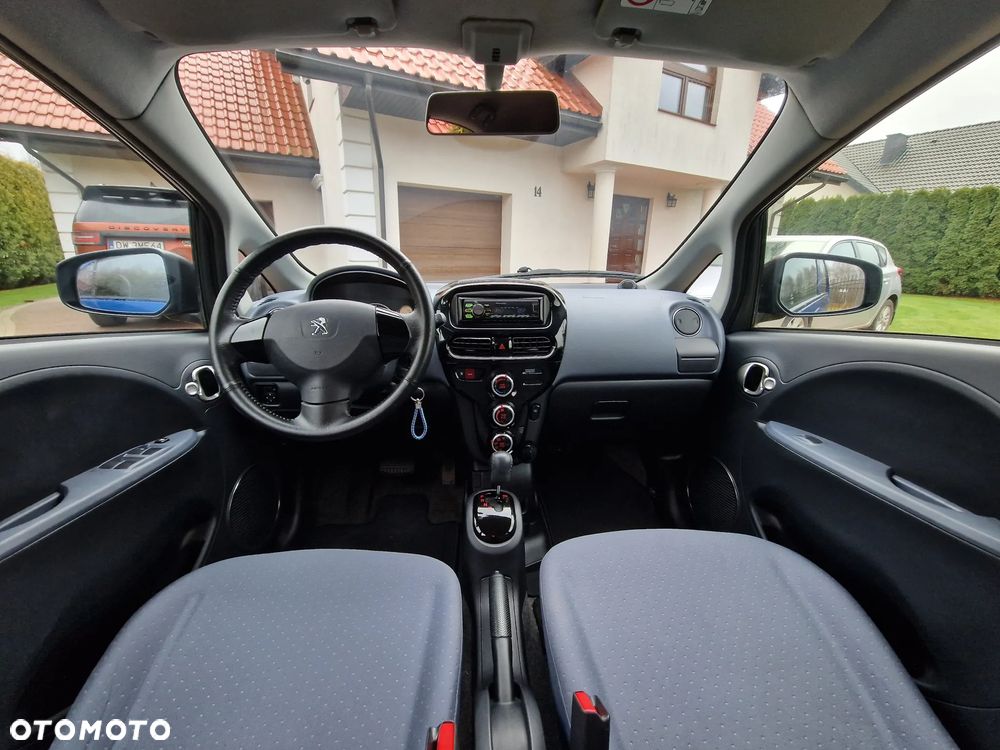 Peugeot iOn - 14