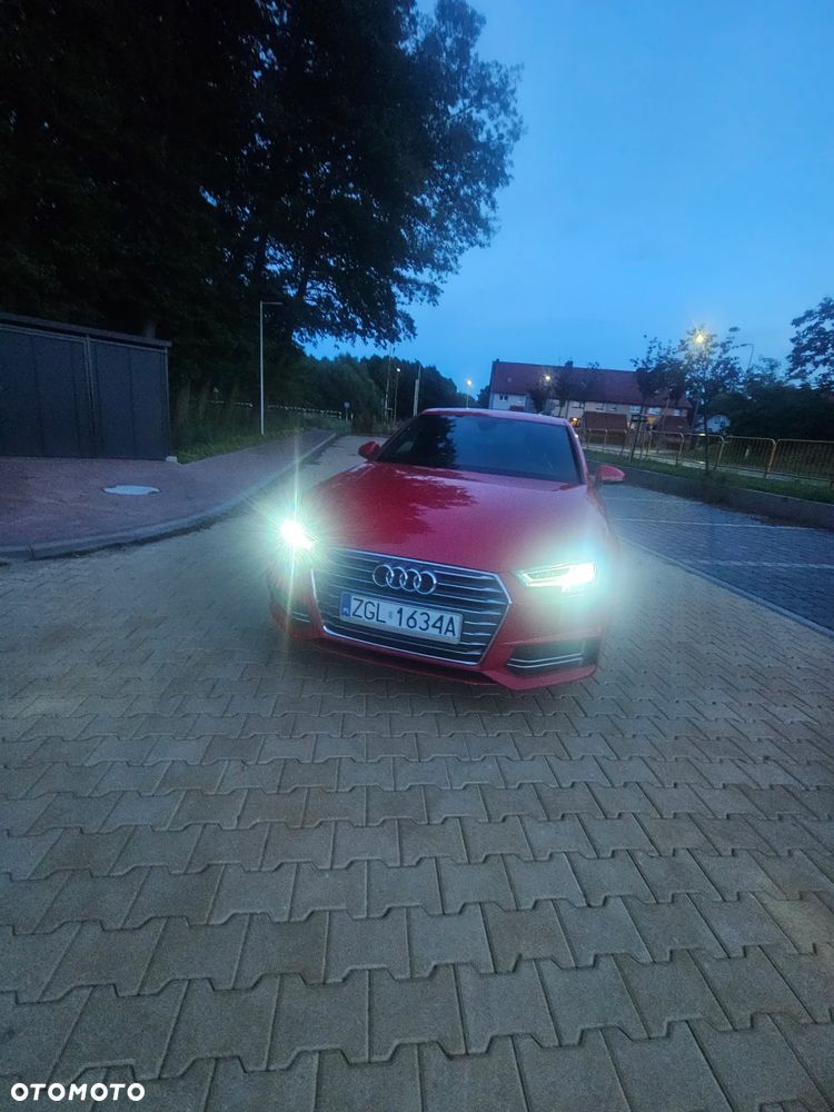 Audi A4 Limousine 2.0 TFSI ultra Sport S tronic - 17