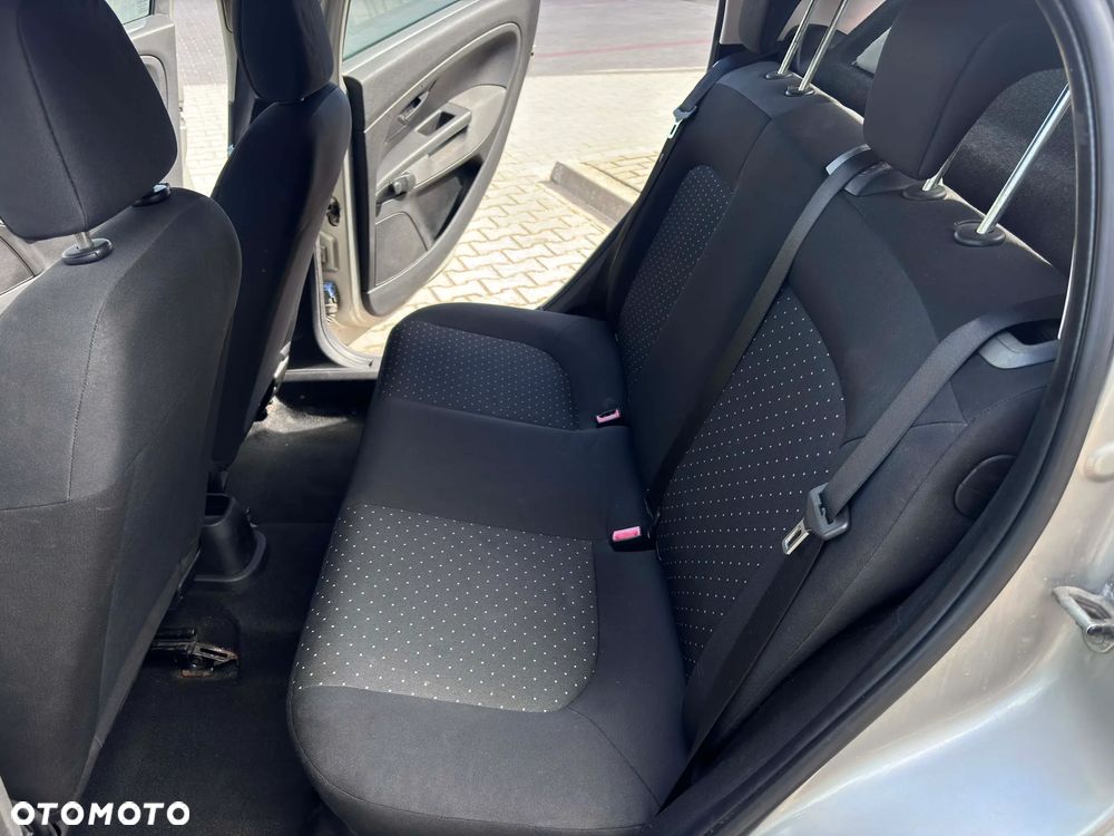 Fiat Grande Punto 1.4 8V Active - 26