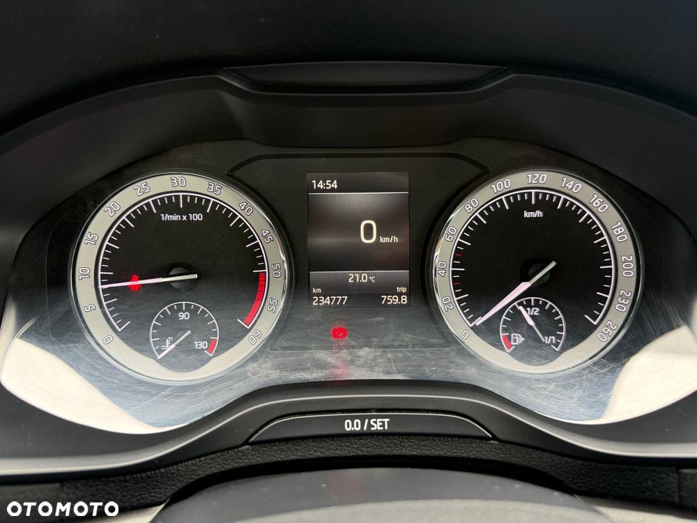 Skoda Karoq 2.0 TDI SCR 4x2 Ambition - 23