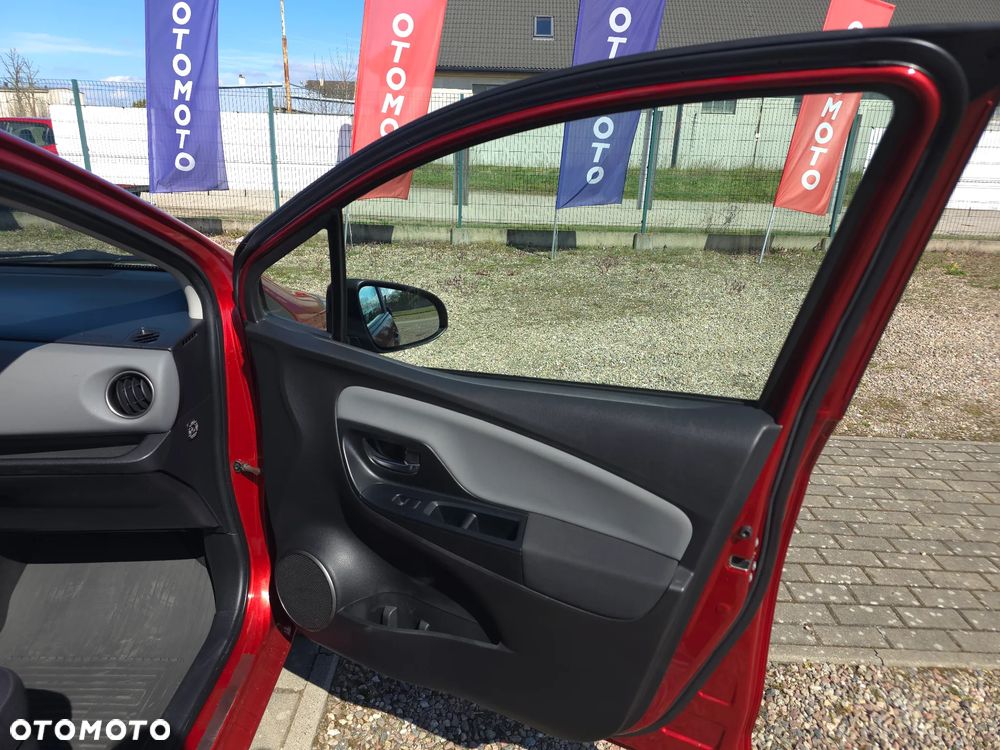Toyota Yaris 1.33 Premium - 15