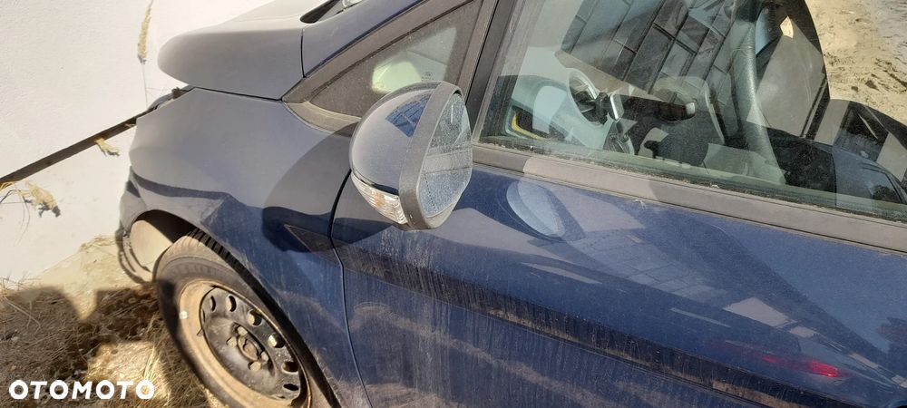 ford fiesta mk7 1,6 tdci skrzynia biegów  8A6R-7002-FB - 9