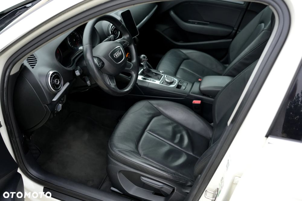 Audi A3 Sportback 1.4 TFSI Ambiente S tronic - 17