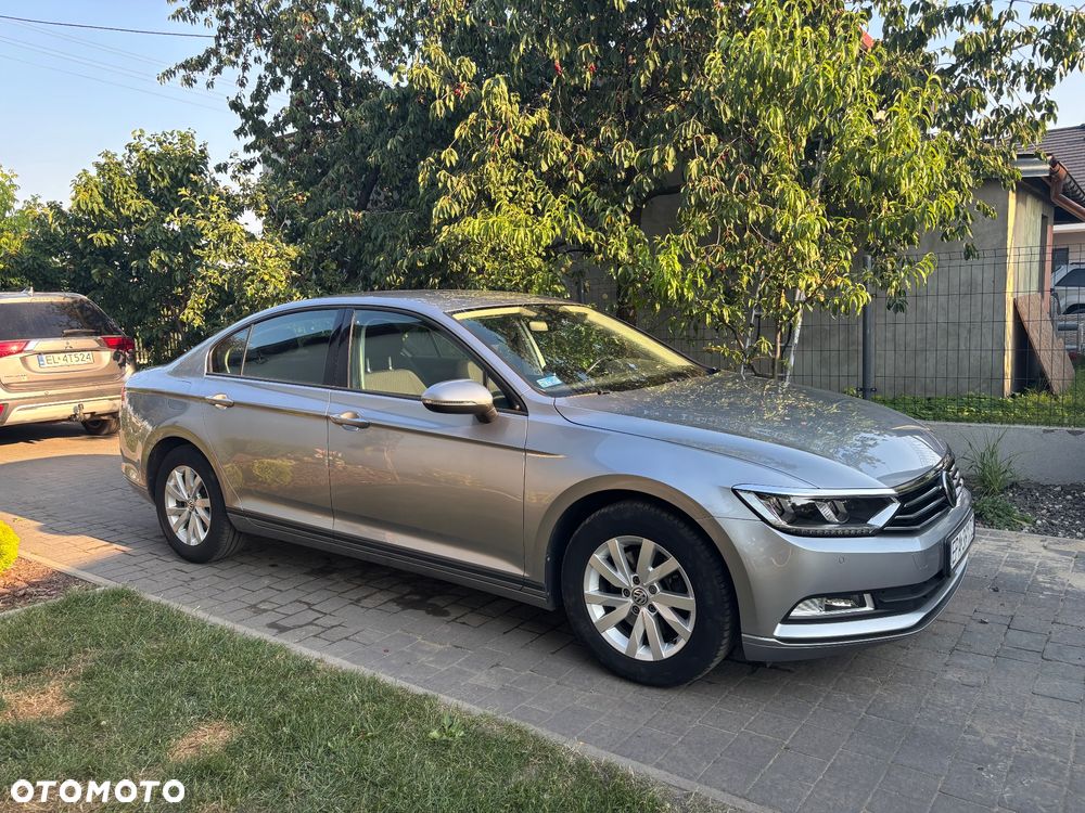Volkswagen Passat 1.5 TSI EVO Trendline DSG - 1