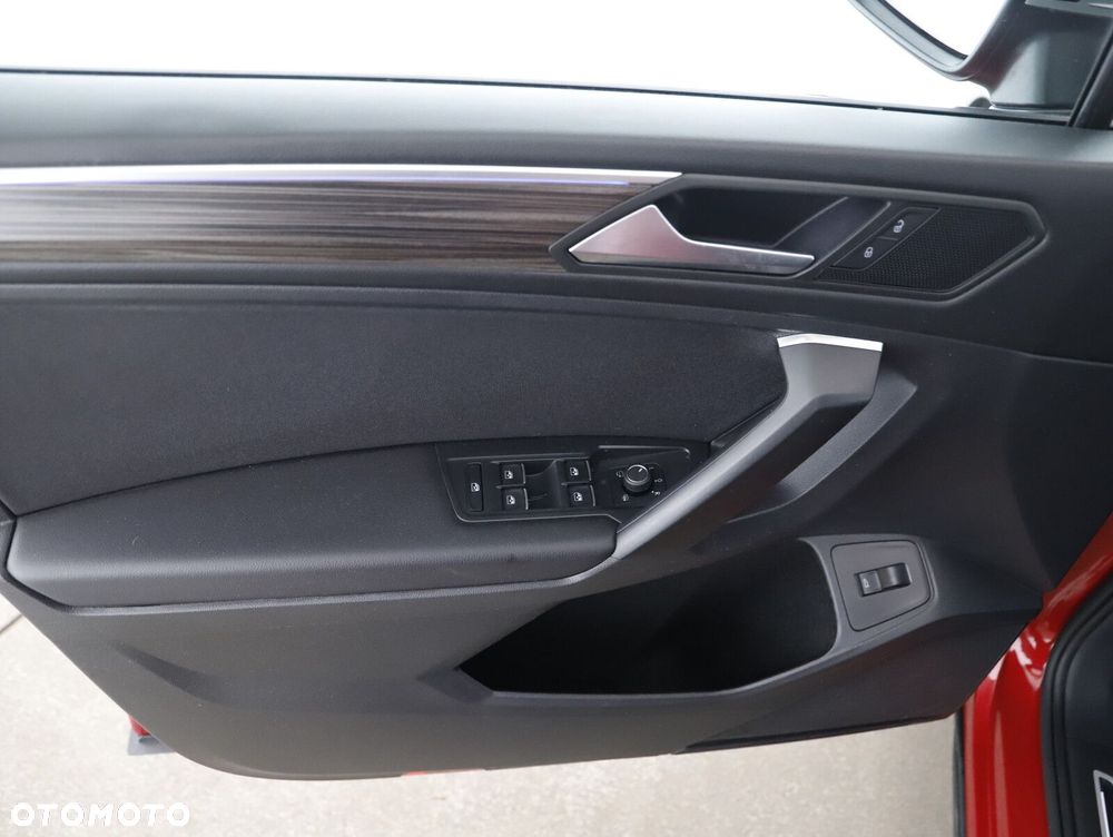 Volkswagen Tiguan Allspace 2.0 TDI 4Mot Elegance DSG - 17