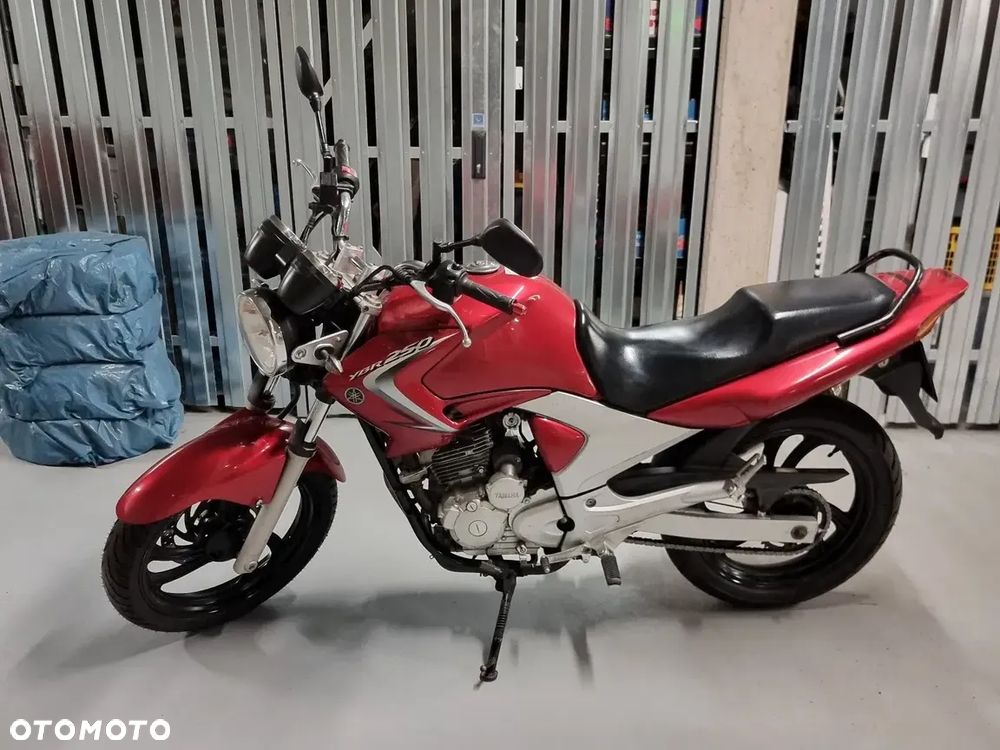 Yamaha YBR - 1