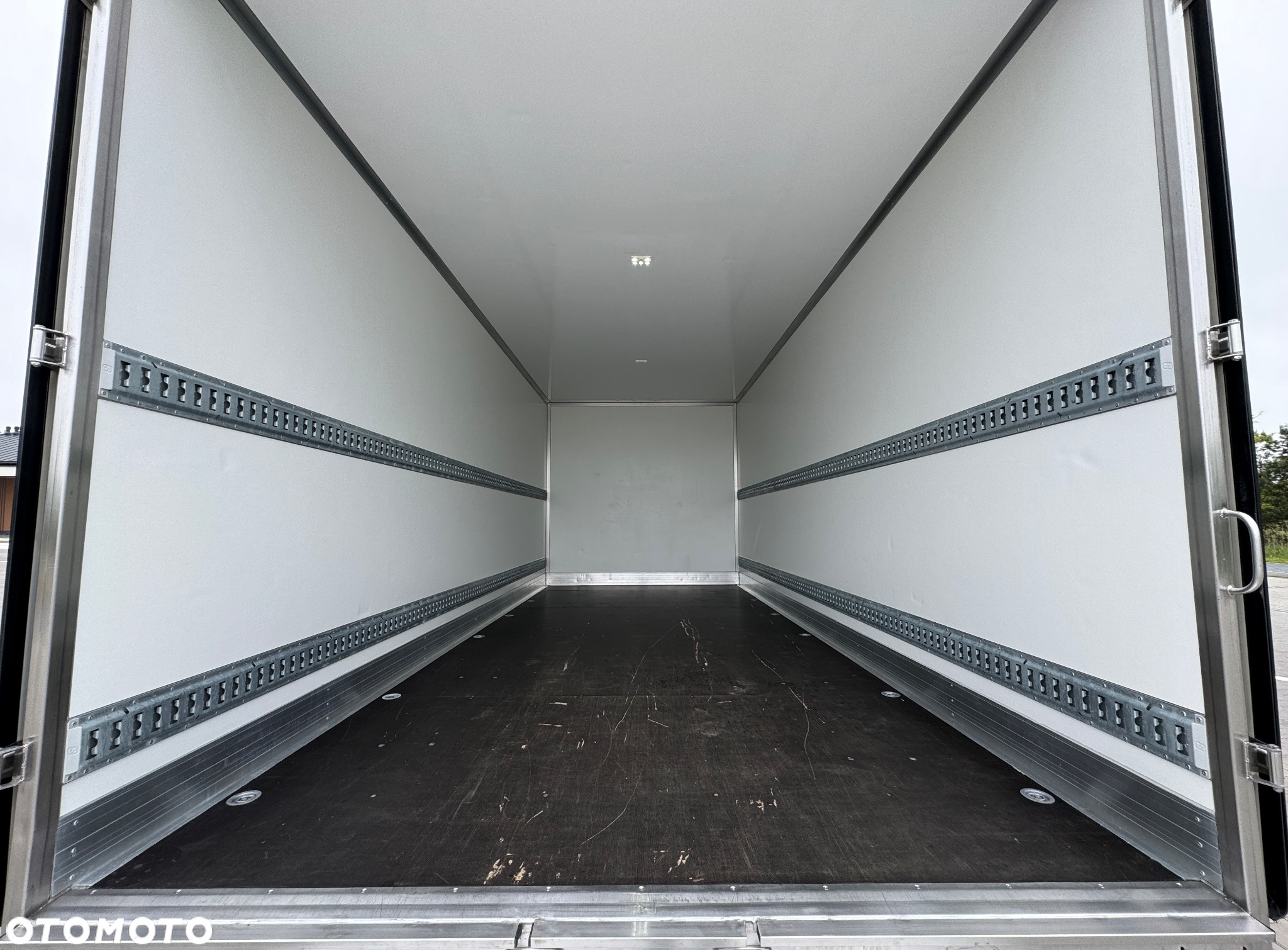 Iveco Daily 2022r‼️72C16‼️Winda Palfinger 1000Kg Udźwigu Izoterma/kontener 5.52m 3.0 Diesel DMC 7200 kg 70C16 Salon Polska Faktura VAT 23% - 16
