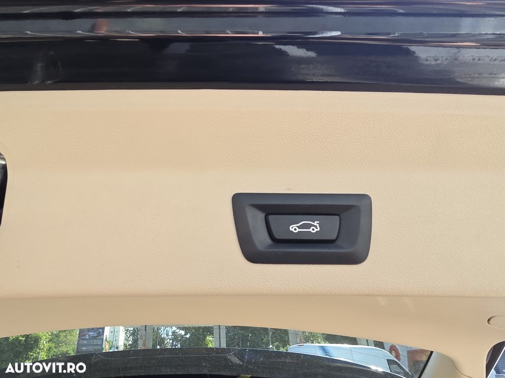 BMW X3 xDrive30e AT PHEV - 28