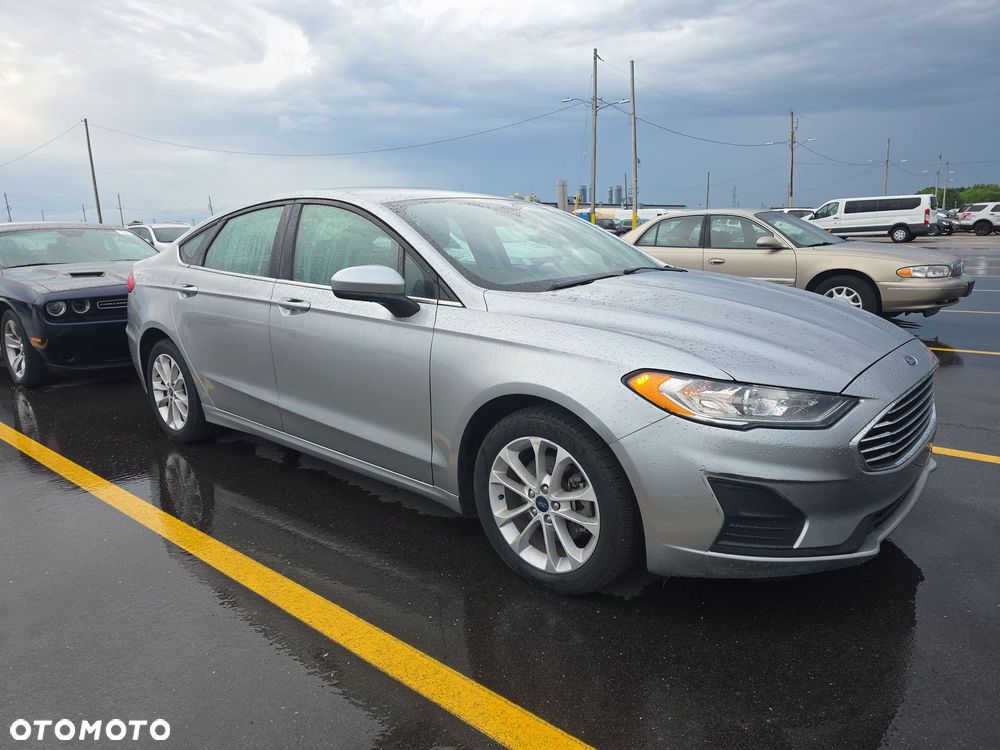 Ford Fusion - 1