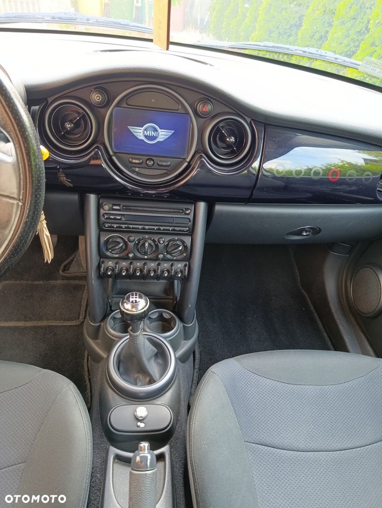 MINI ONE - 7