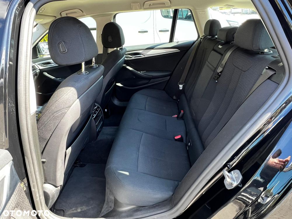 BMW Seria 5 520d - 16