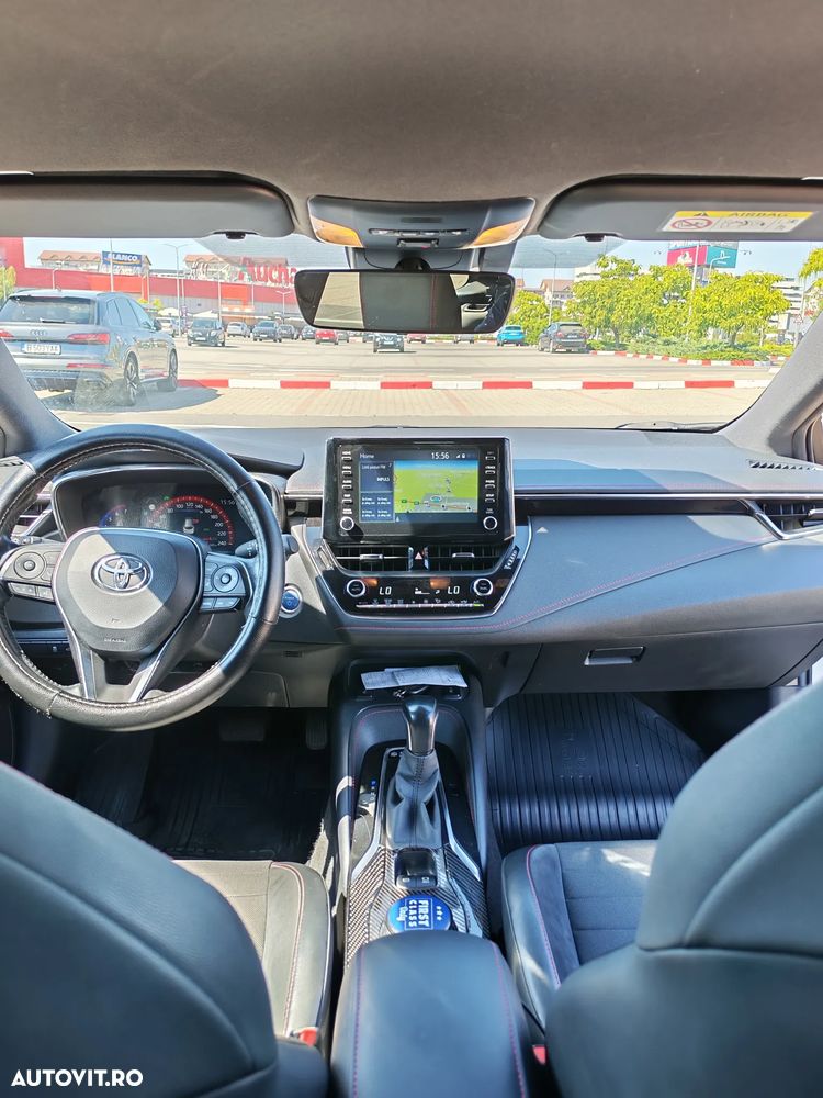 Toyota Corolla - 13