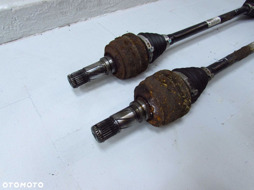 VOLVO S60 V70 XC70 AWD CROSS COUNTRY POLOS POLOSKA TYL TYLNA 30735647 - 3