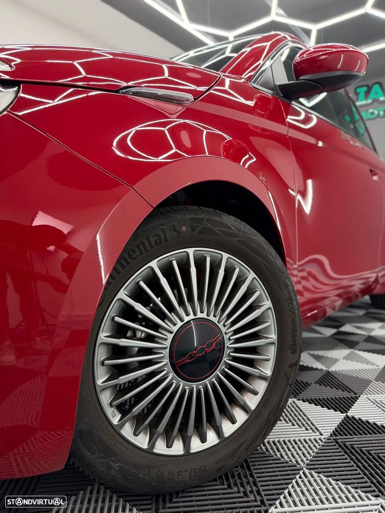 Fiat 500e 23,8kWh Red - 4
