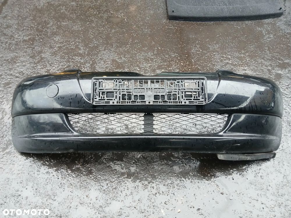 Toyota Yaris I zderzak przedni - 1