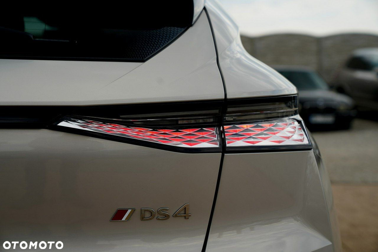 DS Automobiles DS 4 Crossback - 17