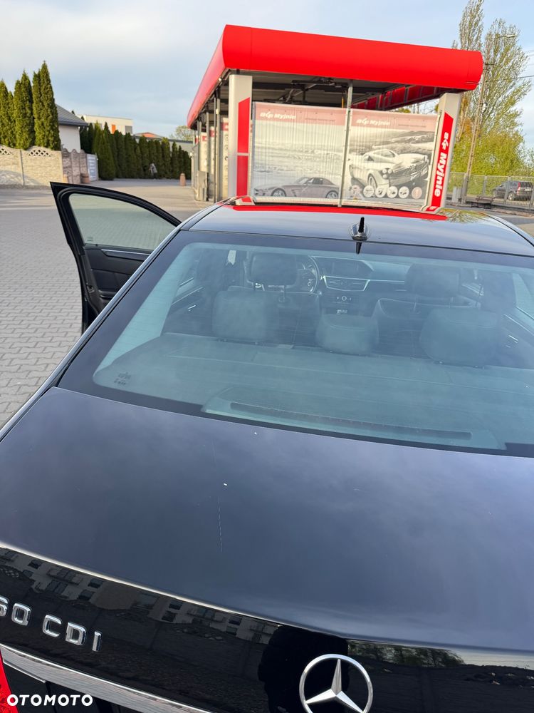 Mercedes-Benz Klasa E 350 CDI 4-Matic - 28