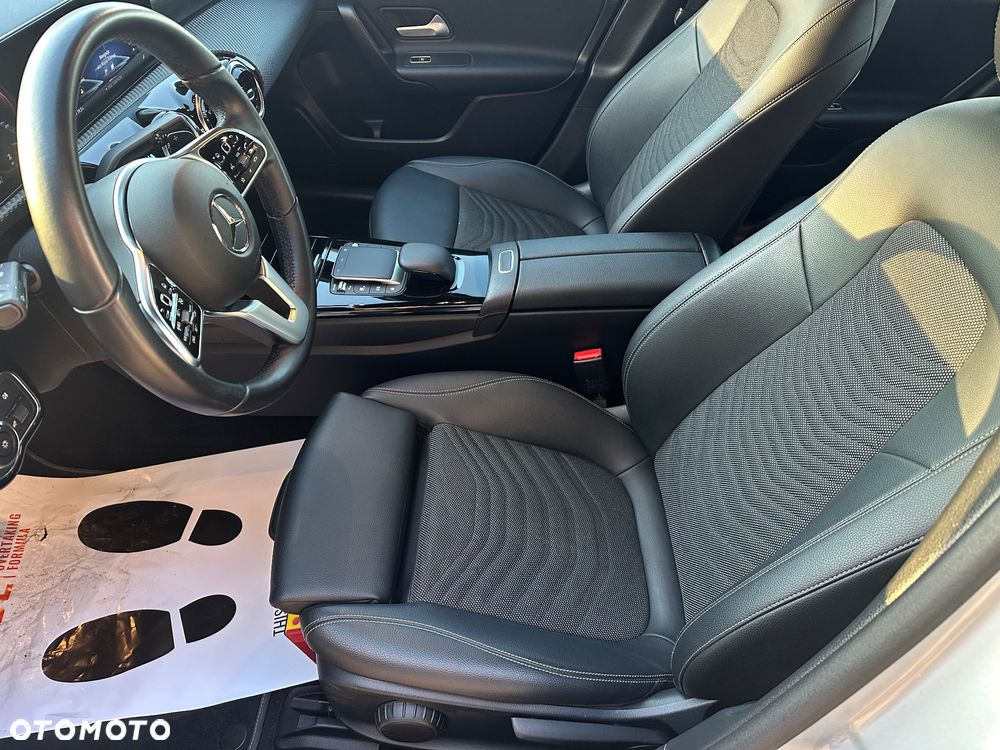 Mercedes-Benz Klasa A 180 d 8G-DCT Edition 2021 - 9