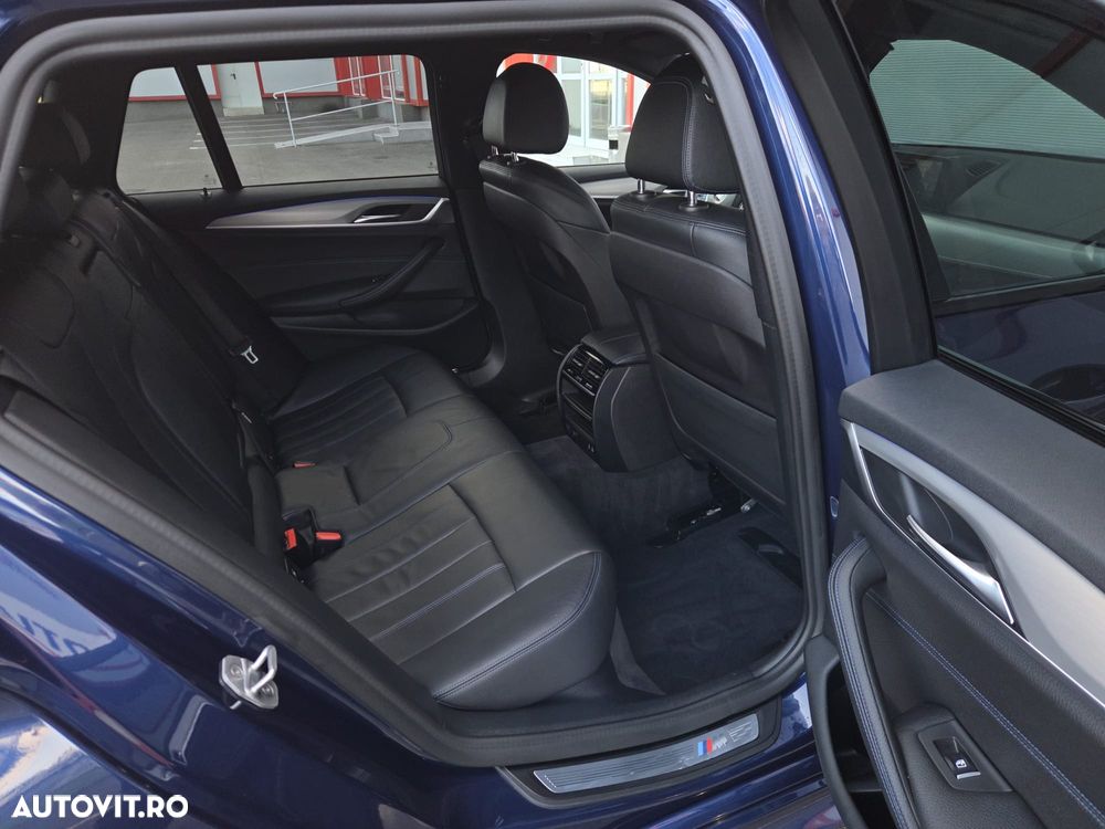 BMW Seria 5 520d Aut. M Sport Edition - 34
