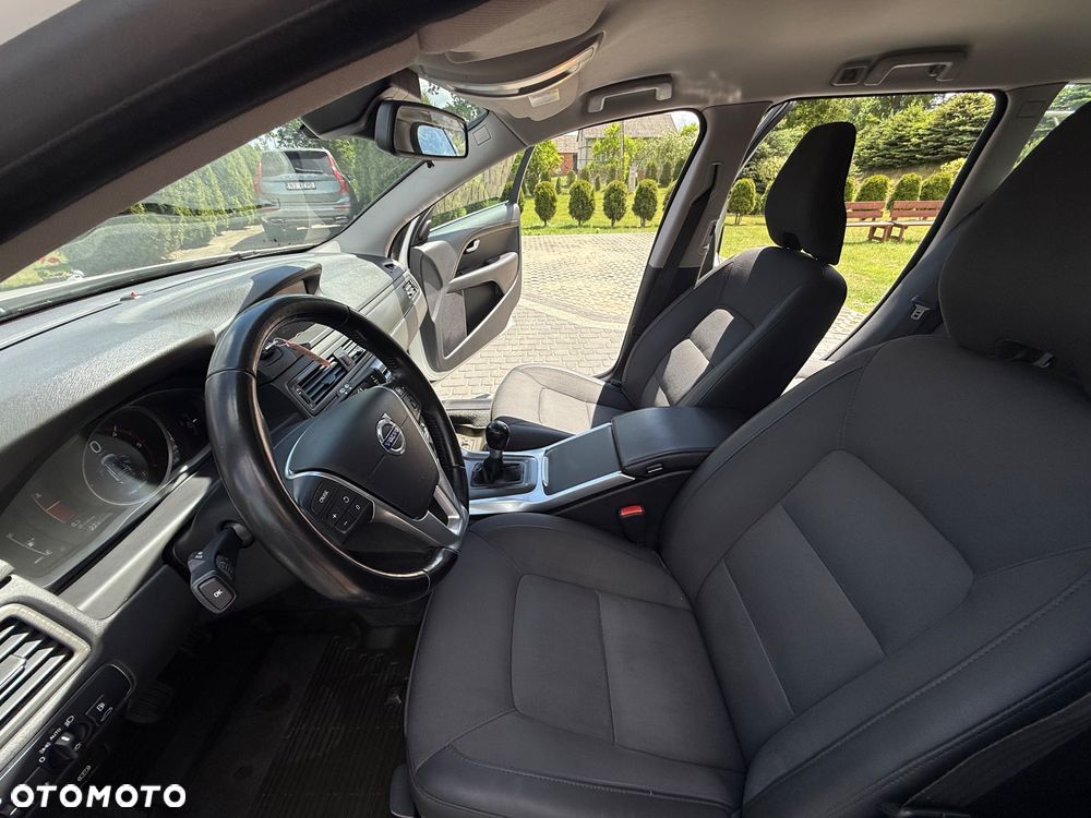 Volvo XC 70 D4 AWD Momentum - 24