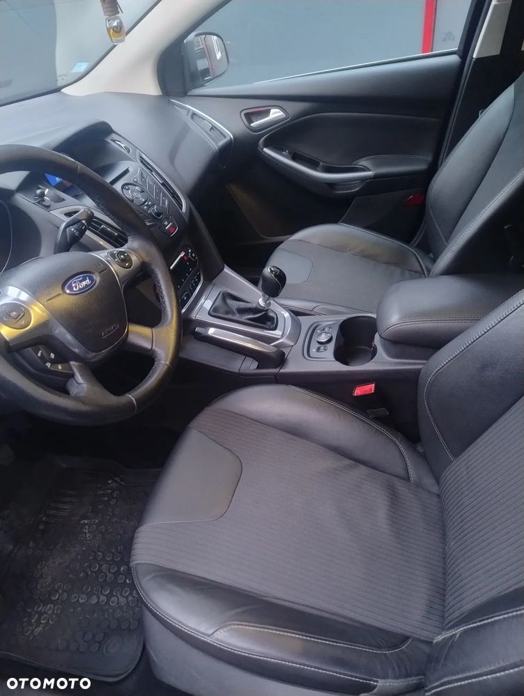 Ford Focus 1.6 EcoBoost Start-Stopp-System Titanium - 29