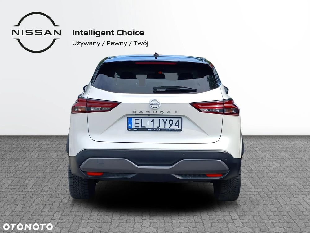 Nissan Qashqai 1.3 DIG-T MHEV 4x4 N-Connecta Xtronic - 5