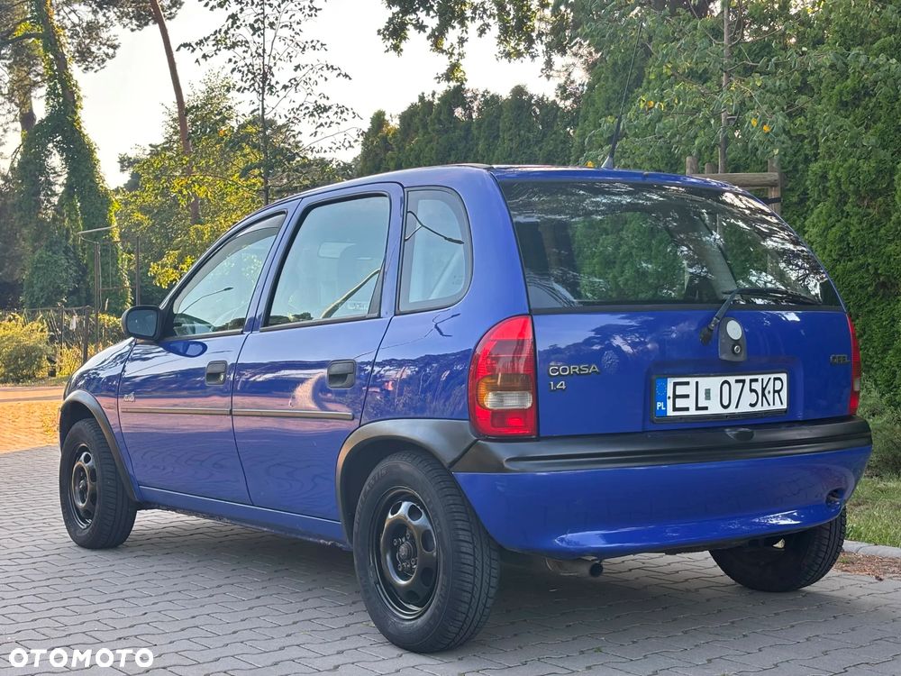 Opel Corsa 1.4 Joy - 3