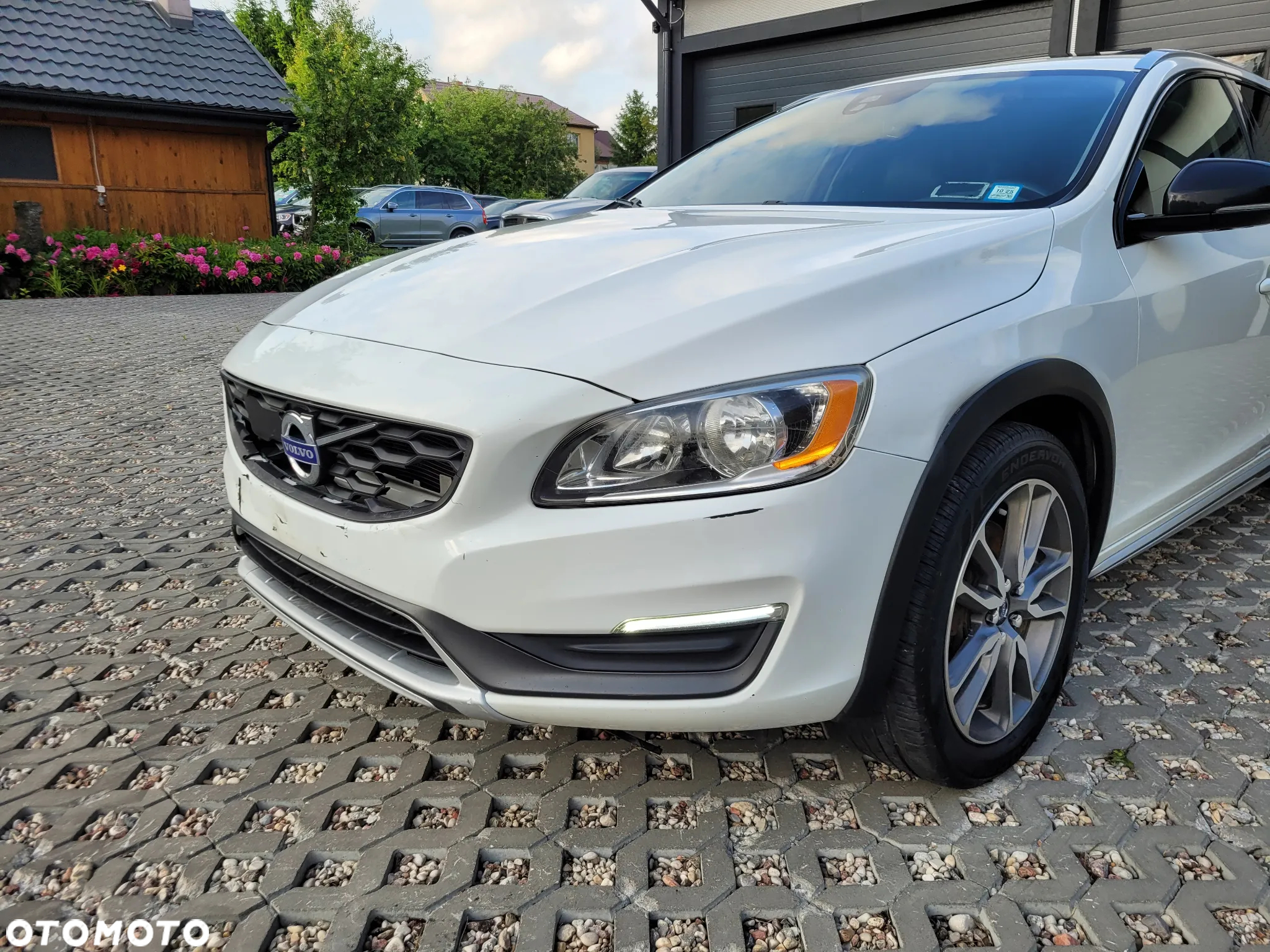 Volvo V60 Cross Country T5 AWD Momentum - 22