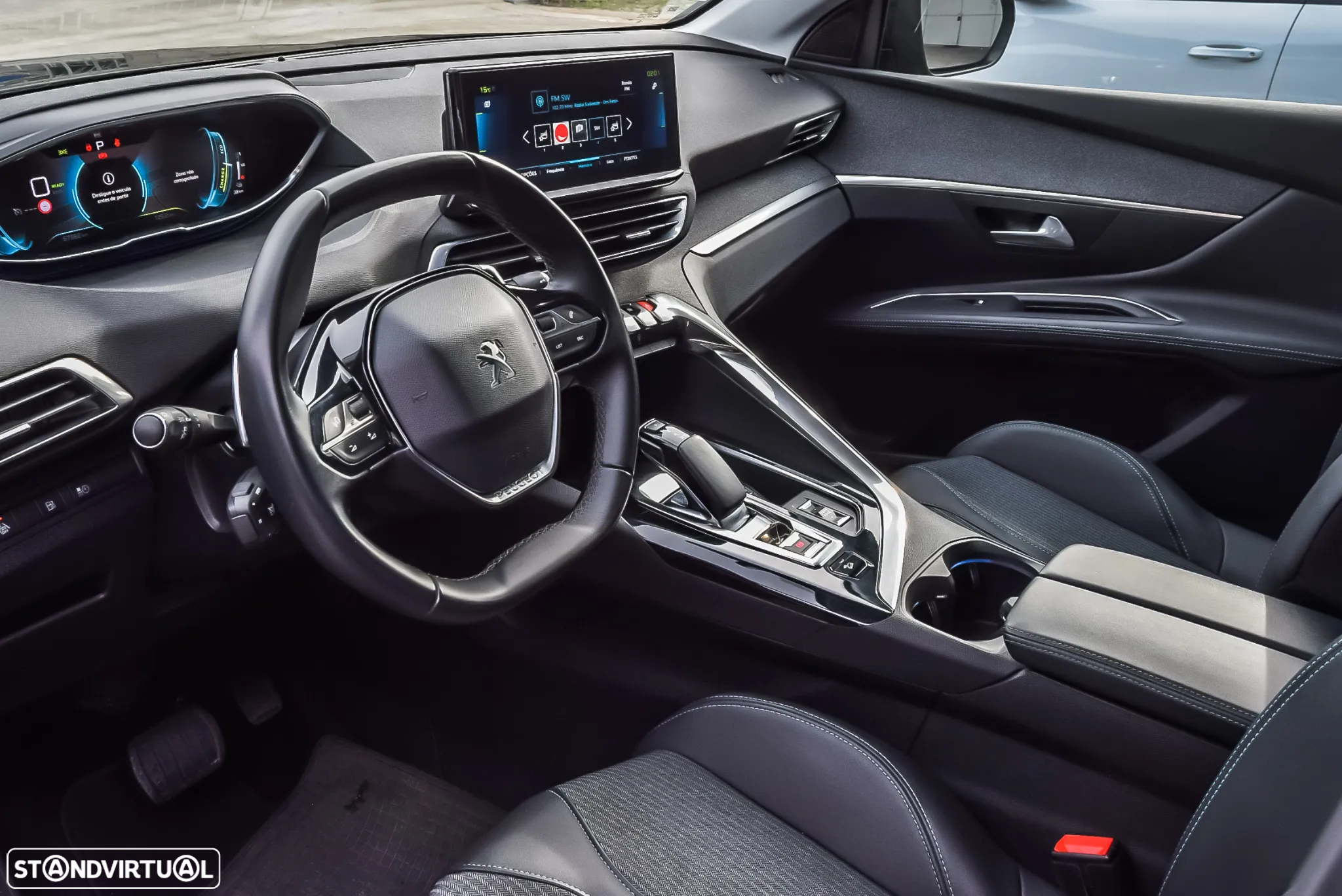 Peugeot 3008 1.6 Hybrid4 Allure Pack e-EAT8 - 4